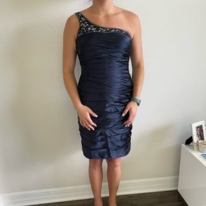 ADRIANA PAPELL NAVY MIDI-DRESS